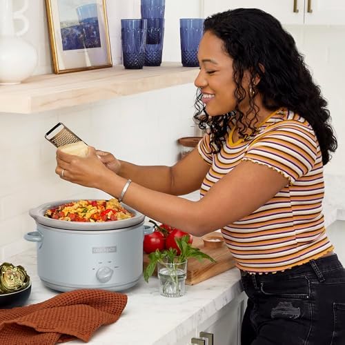 4.5 Quart Manual Slow Cooker – Macaroon Blue - Curated Catalog N1
